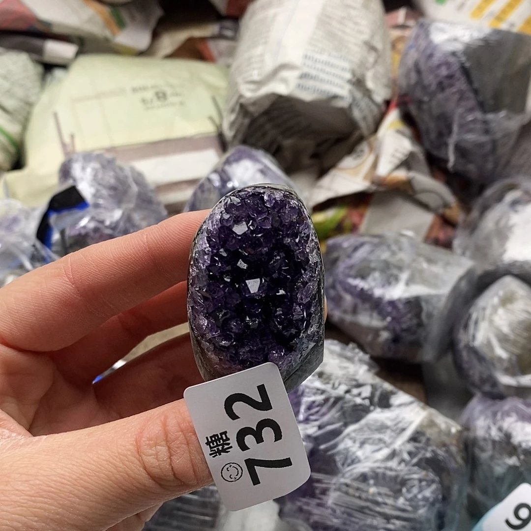 紫晶大型摆件（非配饰）未镶嵌