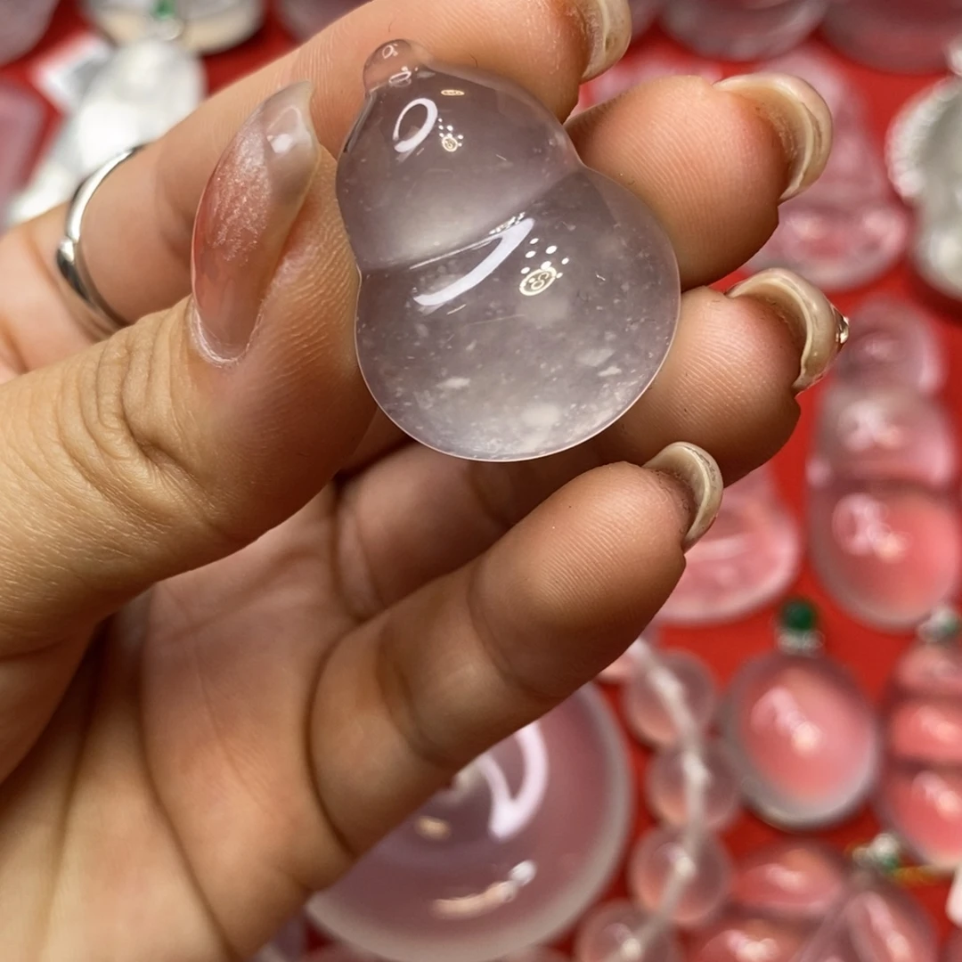 石英质玉未镶嵌吊坠