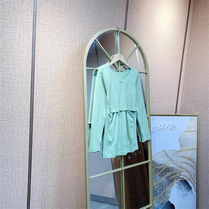 O294青色孕妇上衣   90-150