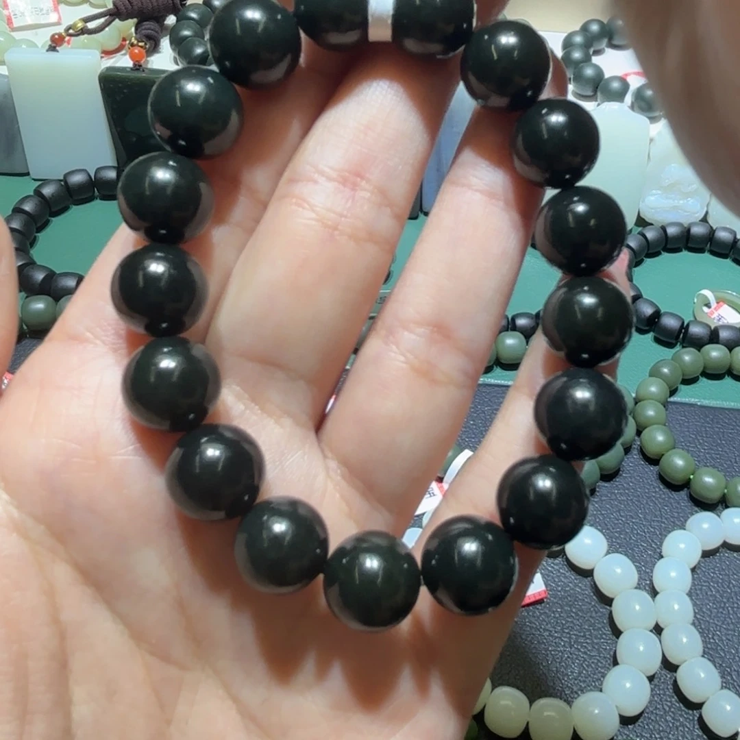 和田玉手串未镶嵌