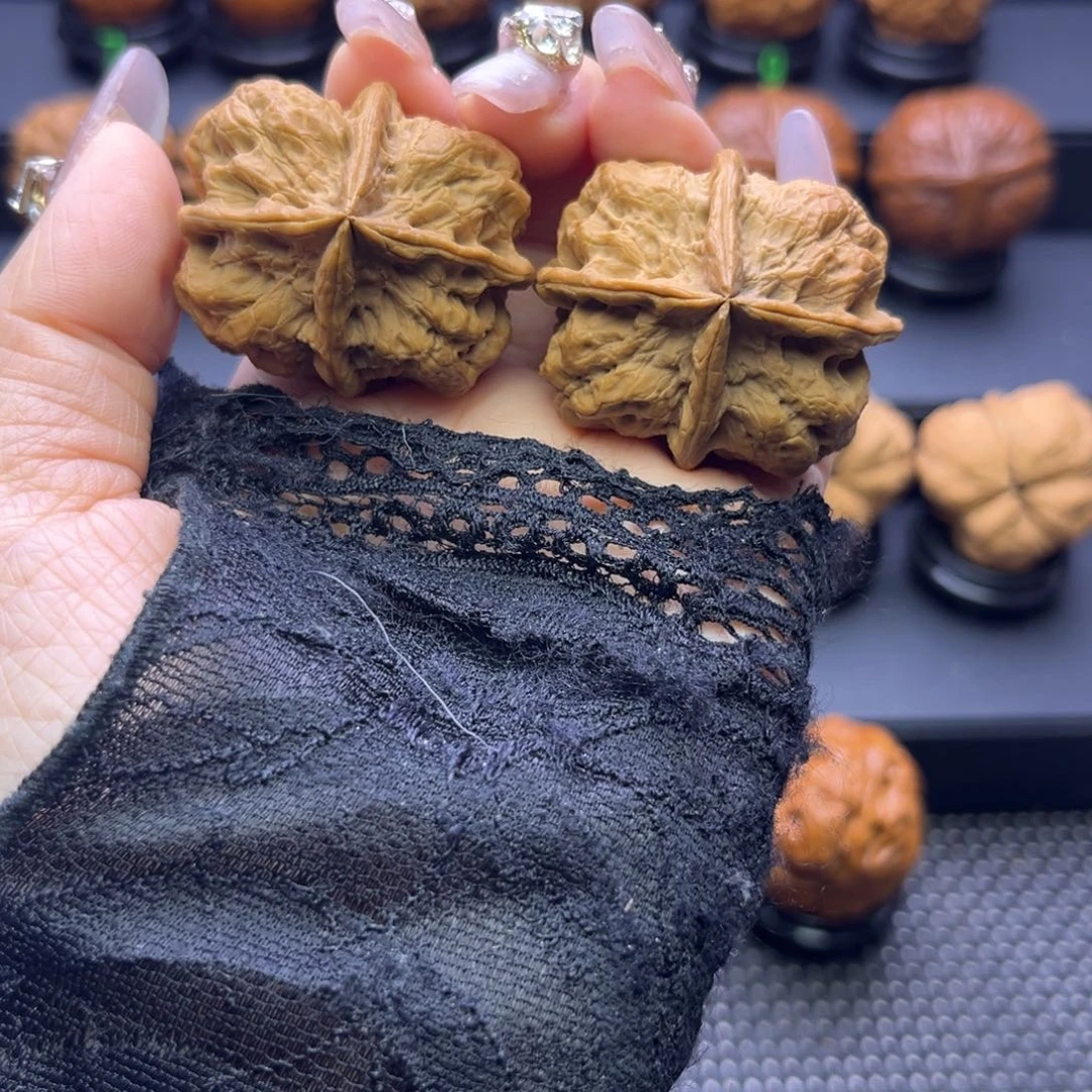 把件文玩核桃悬崖四棱