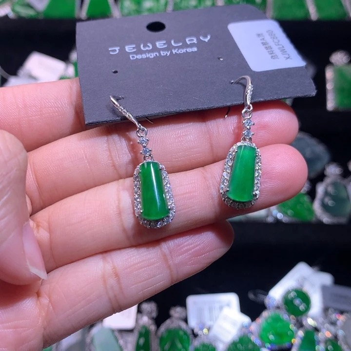 【闪购商品】银S925镶嵌翡翠耳饰