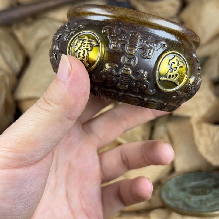 创意设计铜器摆件