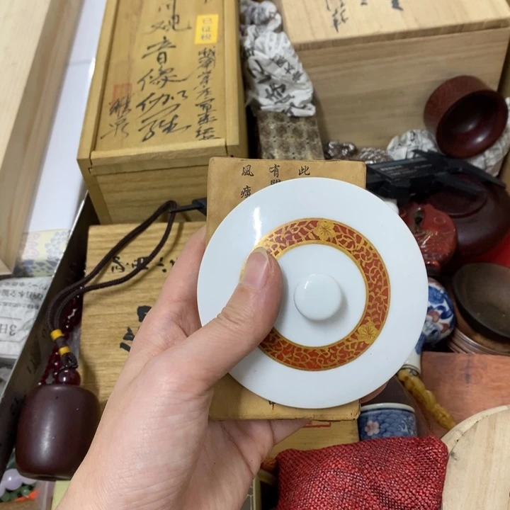 瓷片哈中古工艺品一件