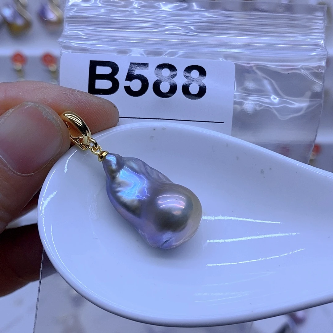 颈饰未镶嵌淡水珍珠