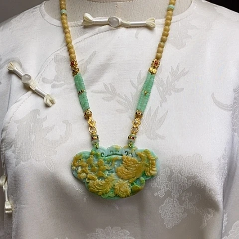 翡翠颈饰未镶嵌天然