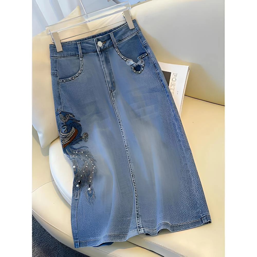 拉夏贝尔新中式刺绣开叉牛仔半身裙女春夏2025新款国风盘扣包臀裙