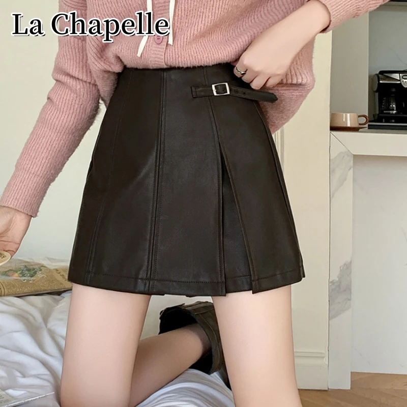 拉夏贝尔秋季新款PU皮防走光阔腿短裤百搭高腰显瘦A字包臀裙裤子