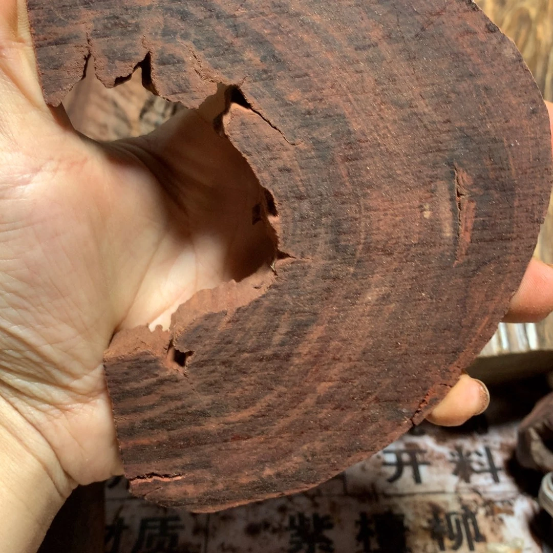 一***里檀香紫檀（小叶紫檀）