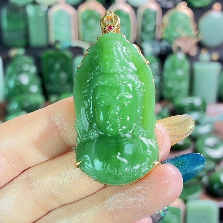 和田玉18K金镶嵌挂件