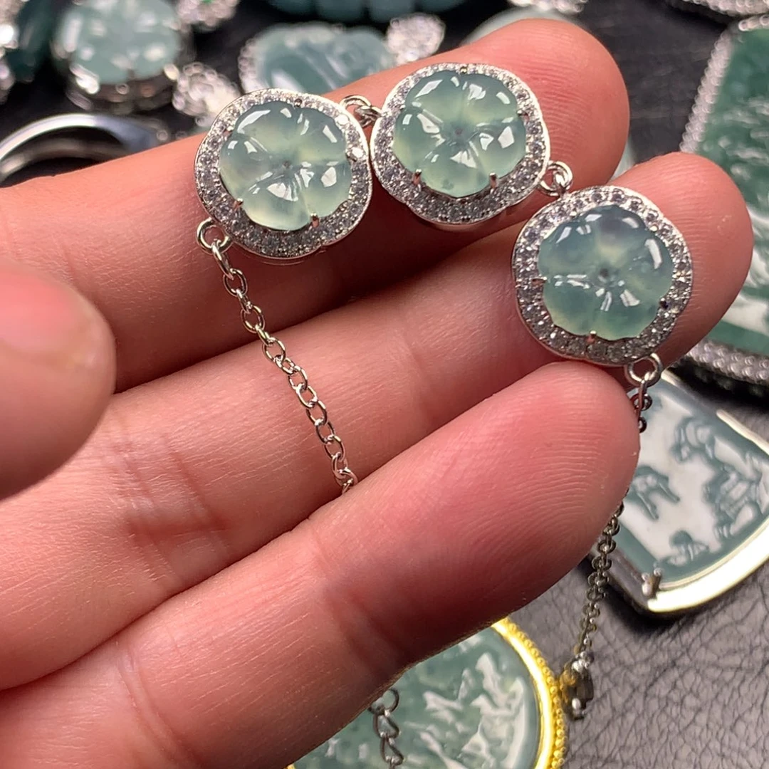 翡翠未镶嵌颈饰有钱花手链