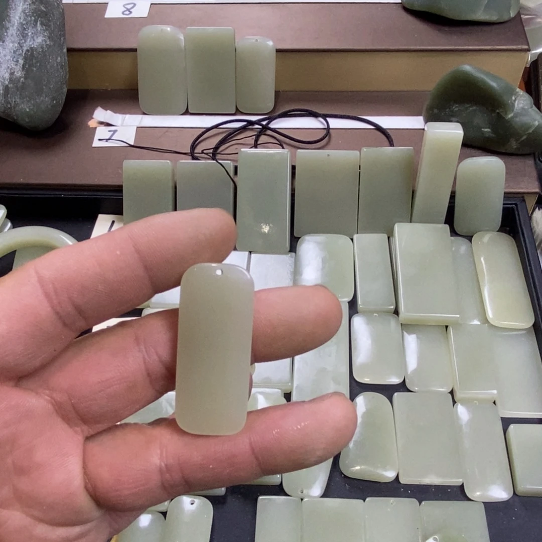 颈饰未镶嵌和田玉灵***通053