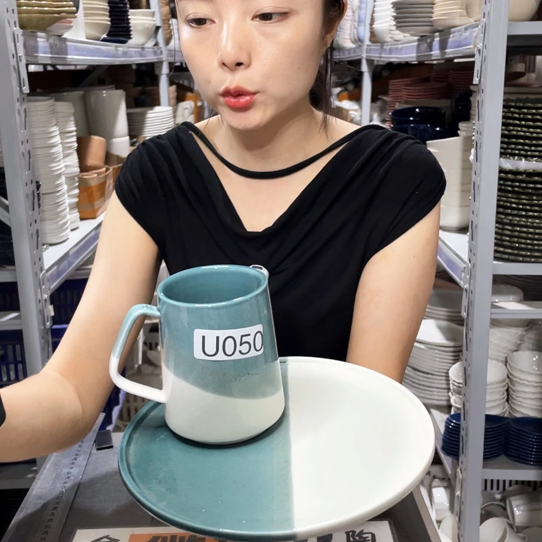 瓷片050         2杯2盘