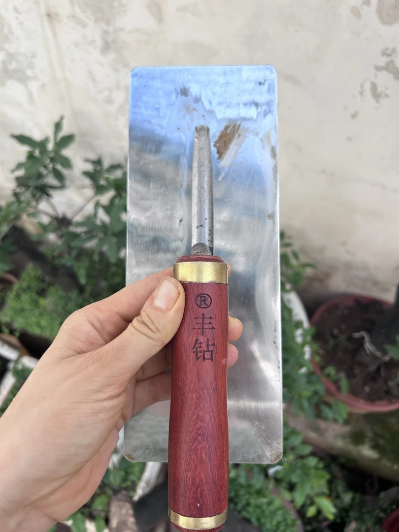 丰钻处理红花梨木手柄铁板抹子抹泥刀抹灰工具