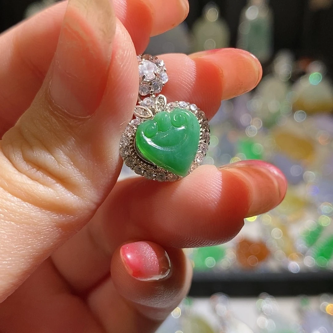 翡翠银S925镶嵌颈饰天然翡翠