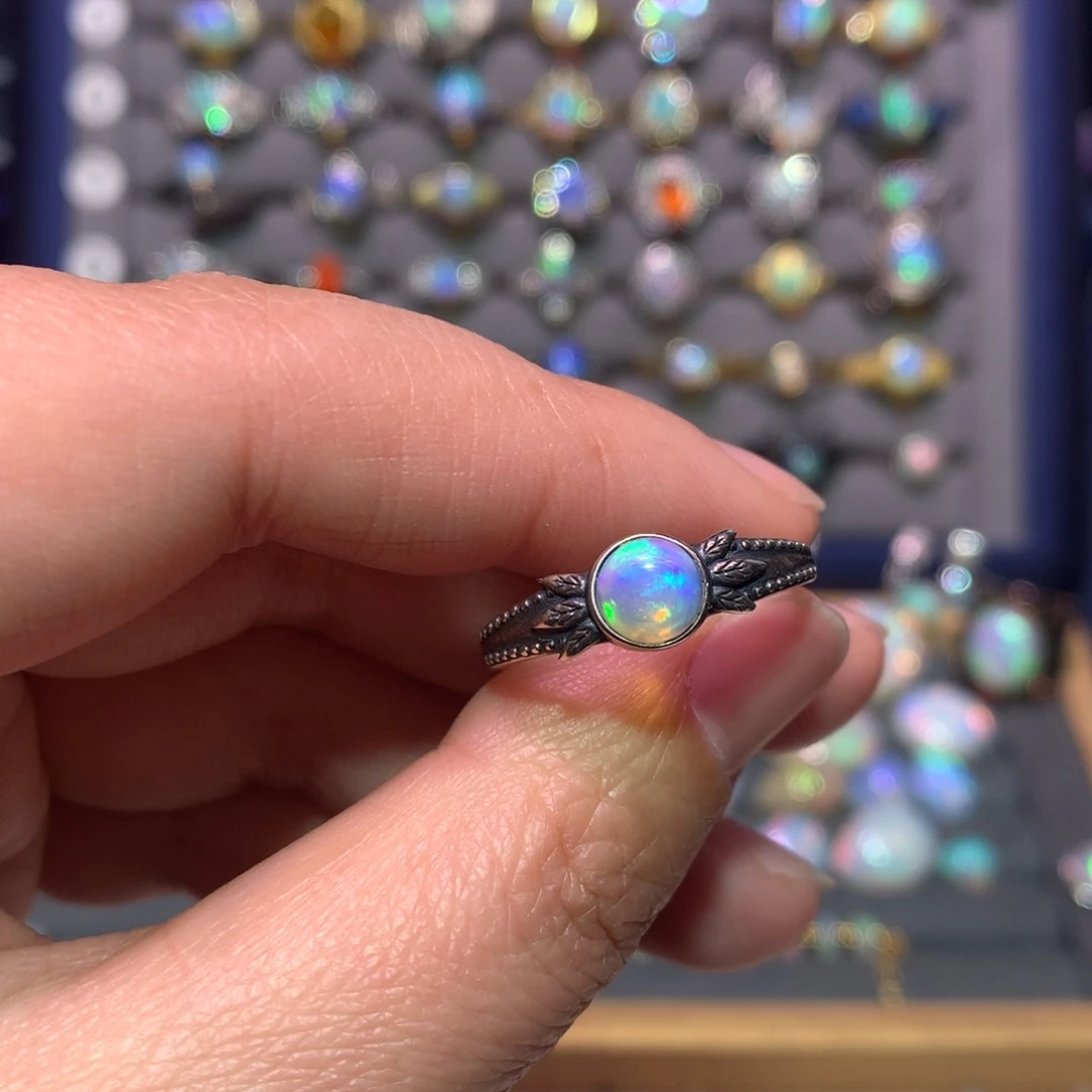 银S925镶嵌欧泊戒指款式