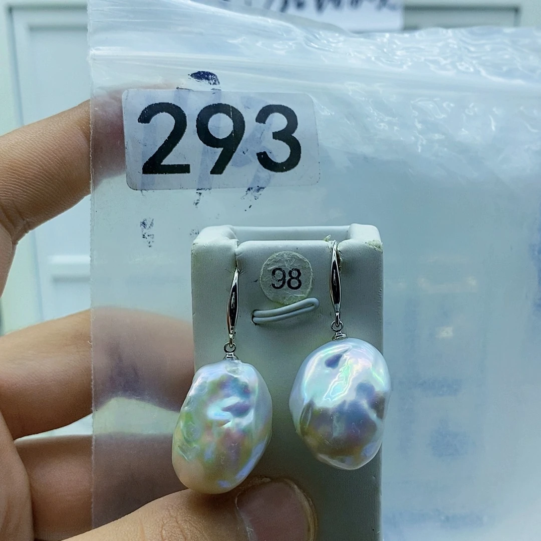 合金淡水珍珠颈饰