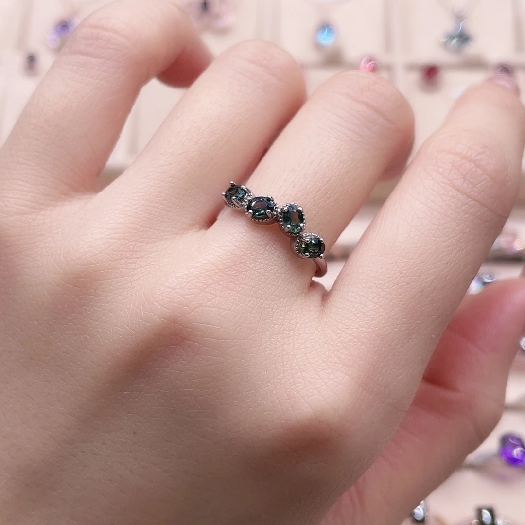 银S925镶嵌戒指蓝宝石开口