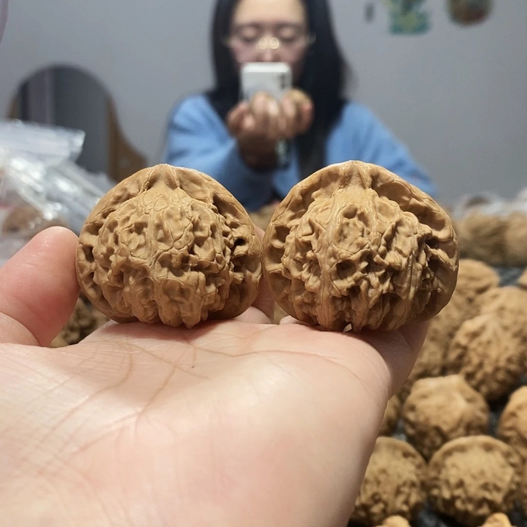 吊坠桃核 宫灯 42