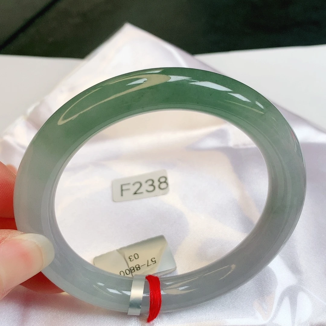 【闪购商品】翡翠手镯未镶嵌缅甸天然a货翡翠