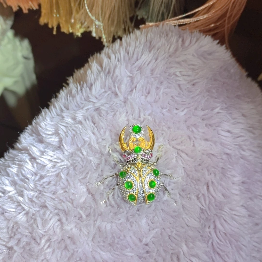 翡翠颈饰银S925镶嵌天然翡翠