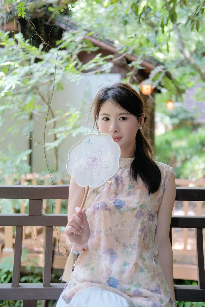 重工丝绒盘扣新中式上衣