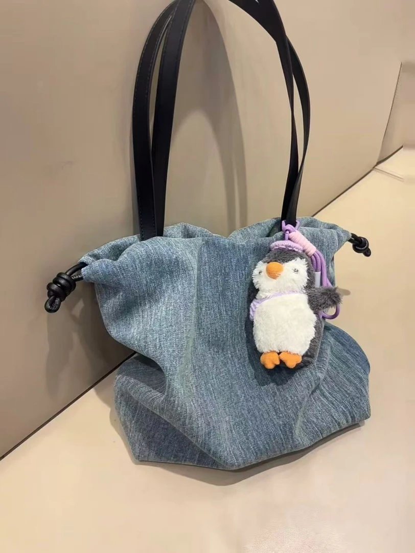 M条纹饭盒时尚包包