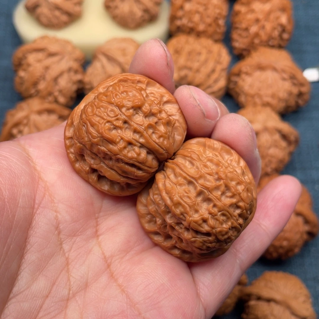 文玩核桃把件35毕业平谷血麒麟全品