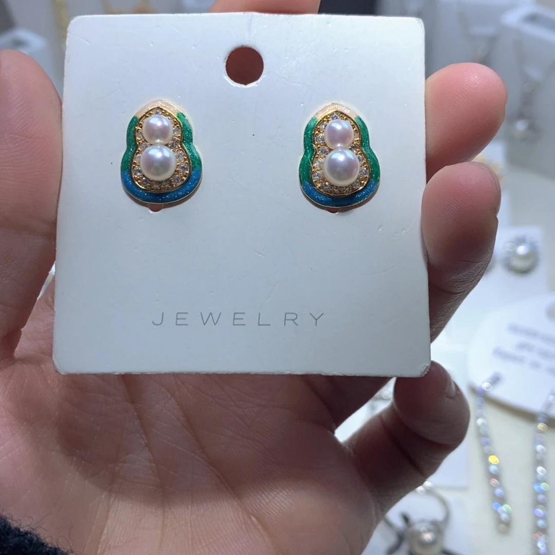 未镶嵌耳饰淡水珍珠