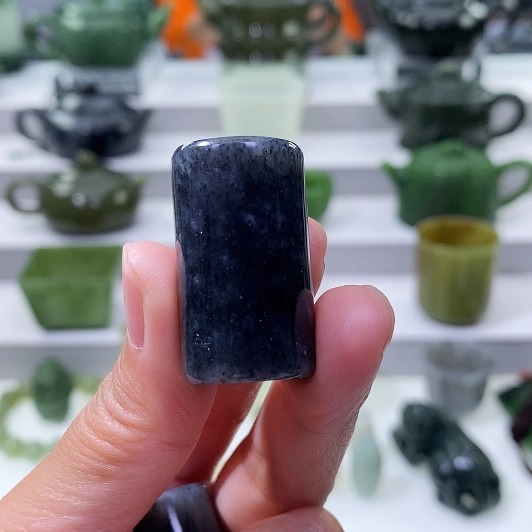 波***惊和田玉未镶嵌挂件勒子