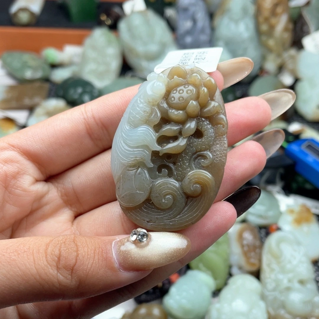 和田玉未镶嵌挂件