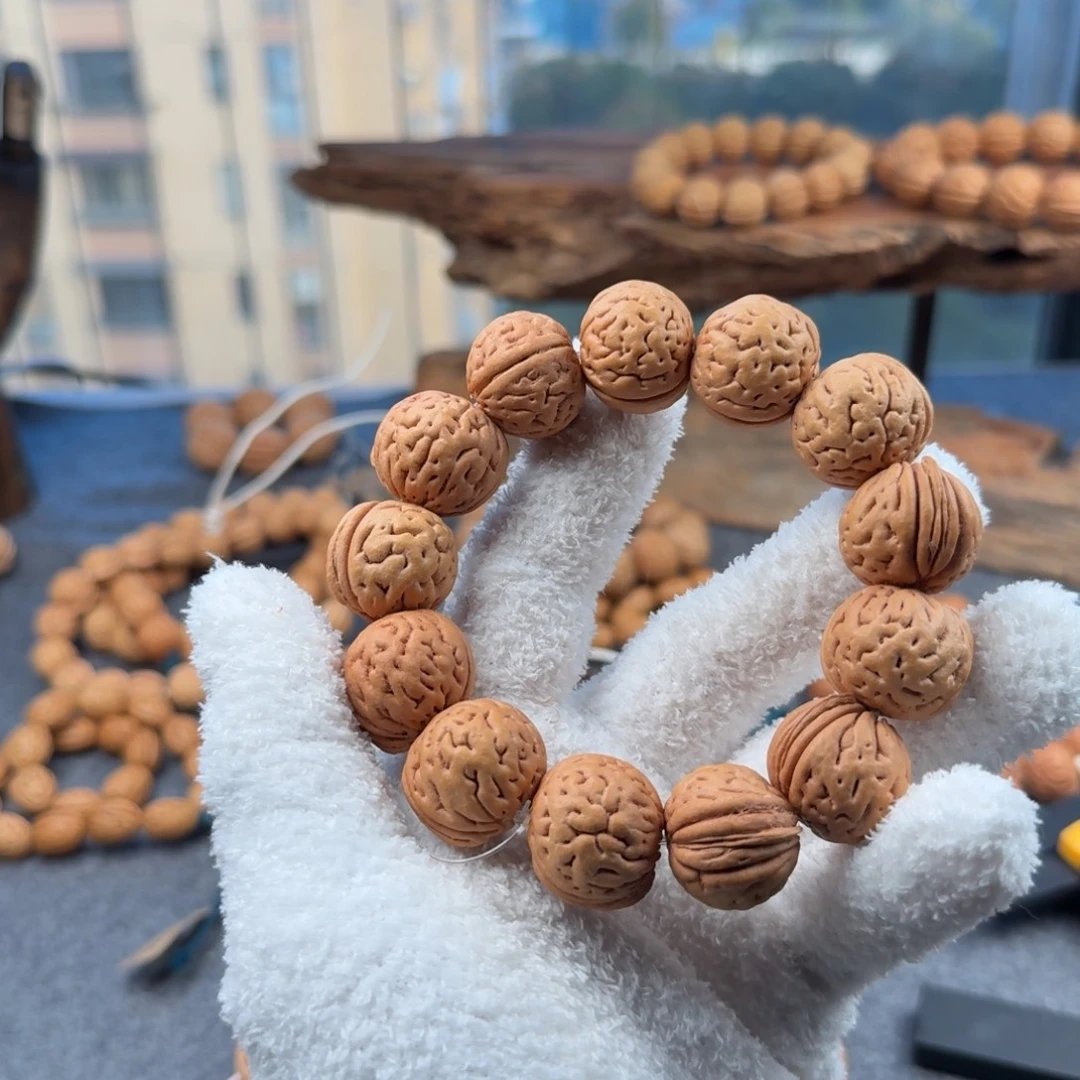 一***丶吊坠桃核盘锦野生肌肉