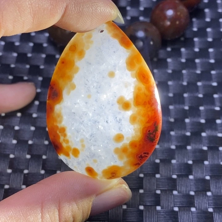 玛瑙/玉髓颈饰未镶嵌宝***地