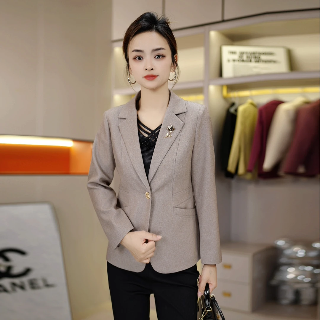 高级感西装洋气显瘦外套女小个子2025春季新款韩版休闲西服