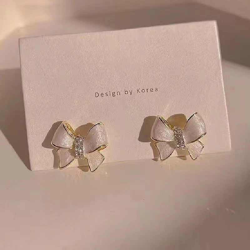 合金亚克力耳饰 优雅蝴蝶结耳钉气质轻奢时尚百搭简约甜美精致