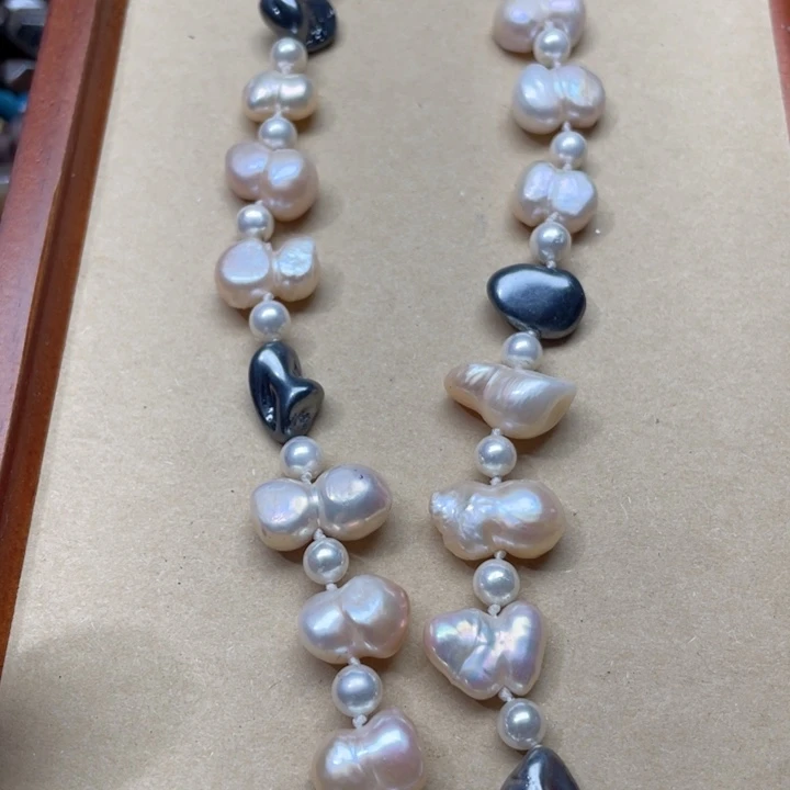 玛瑙/玉髓合金珠宝半成品一条巴洛克珍珠项链