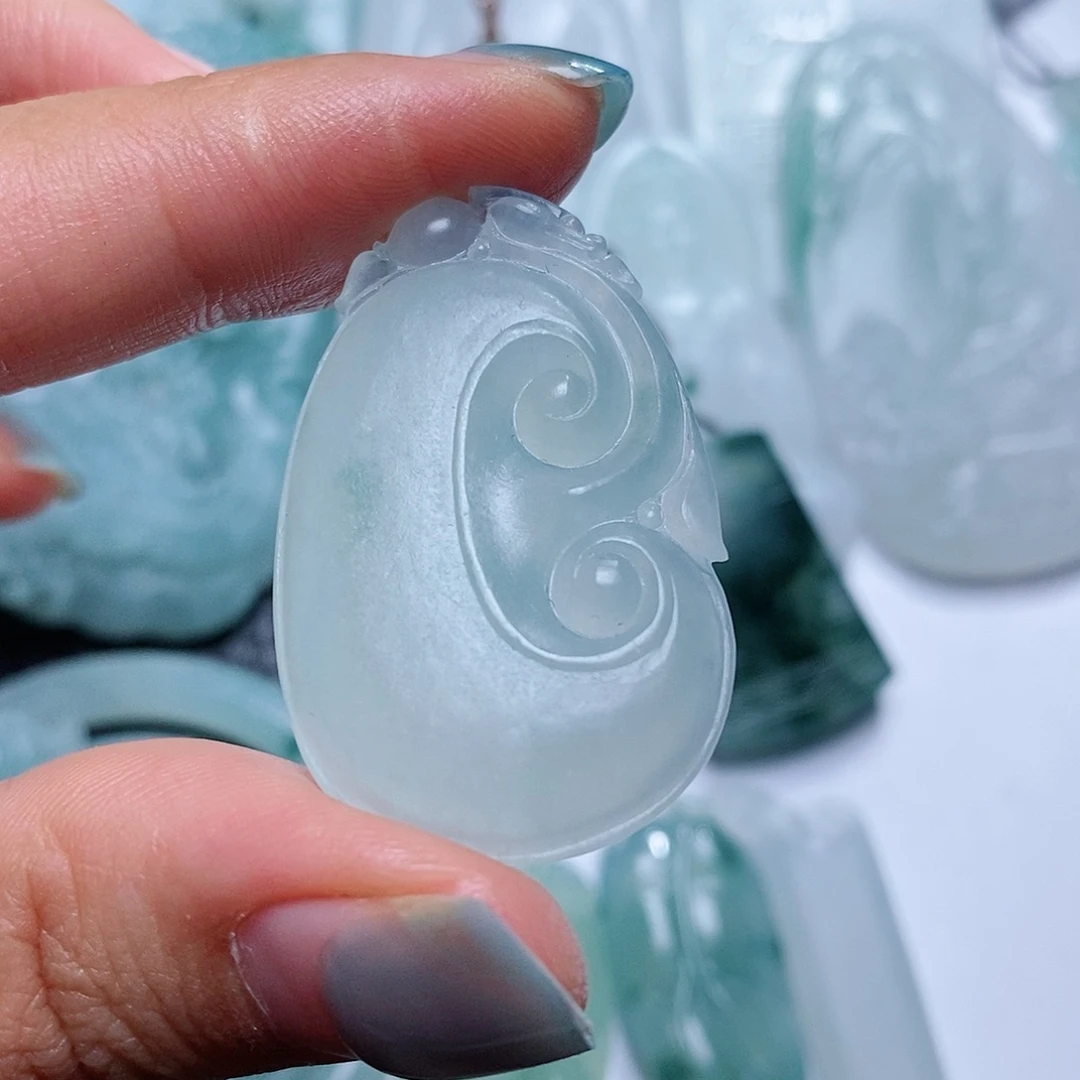 定制翡翠未镶嵌毛货付款后确认抛光