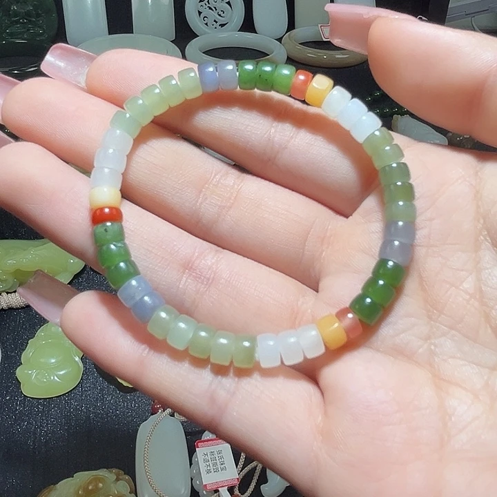 和田玉未镶嵌手串