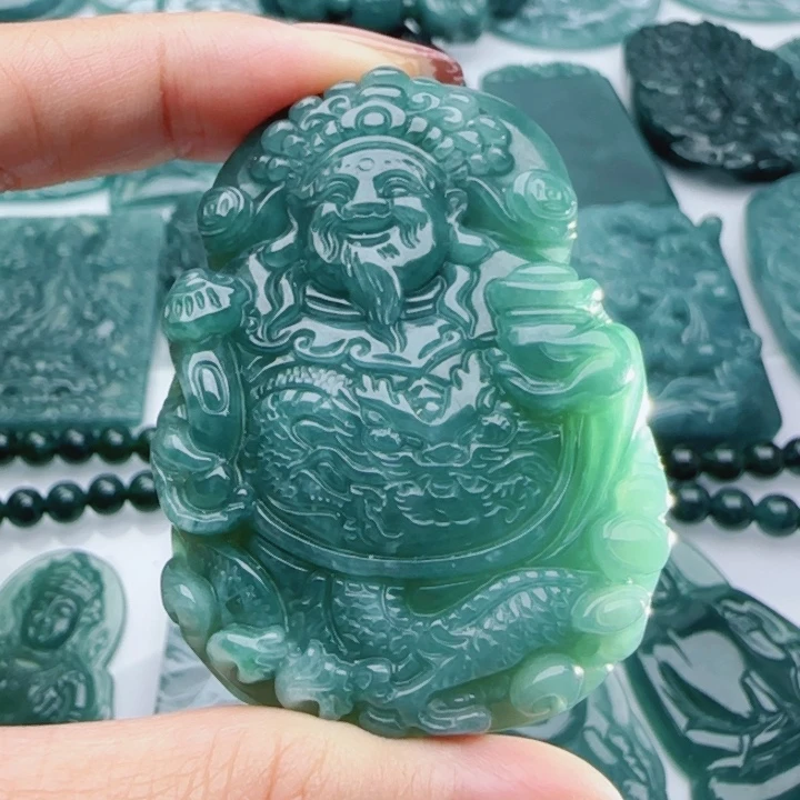 翡翠未镶嵌颈饰多样性发货天然A货翡翠