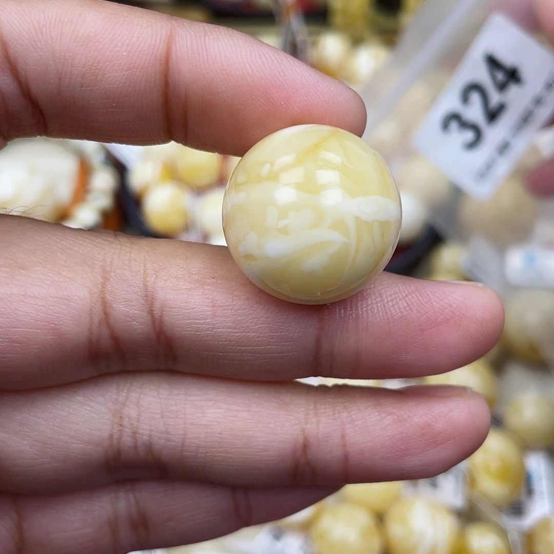 蜜蜡未镶嵌珠宝奇石粉21.8