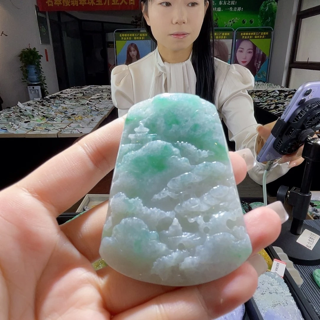 颈饰未镶嵌翡翠一