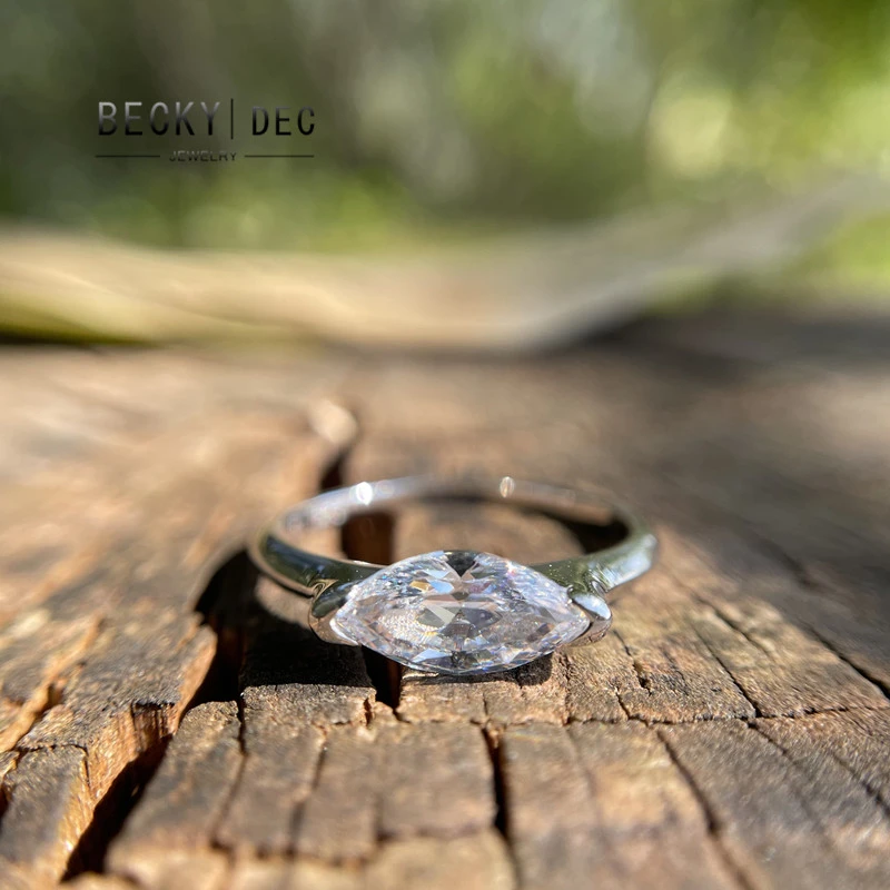 925银合成锆石戒指 马眼戒指女气质时尚菱形钻戒18k天使之眼银戒