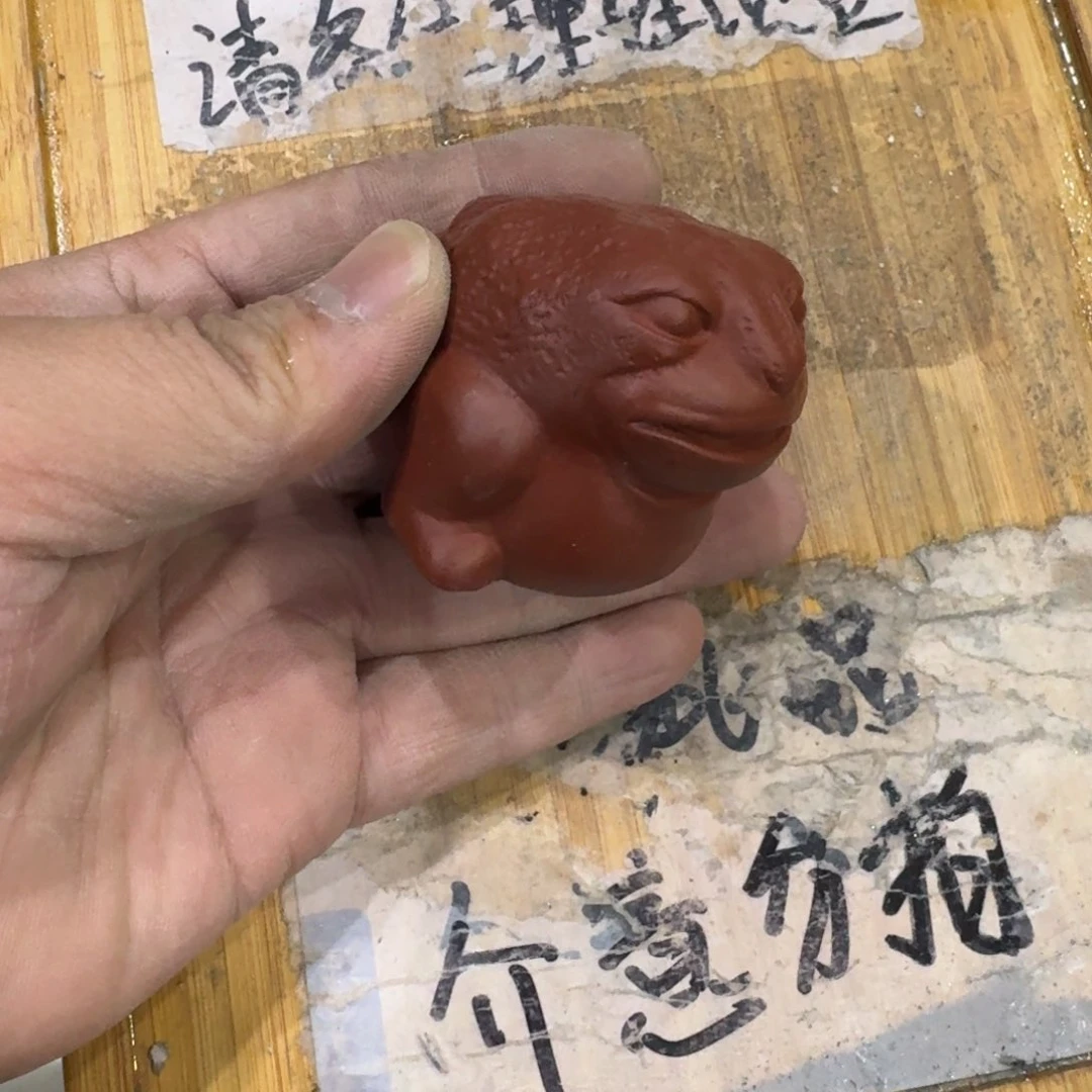 瑕疵介意勿拍陶瓷器皿 B935