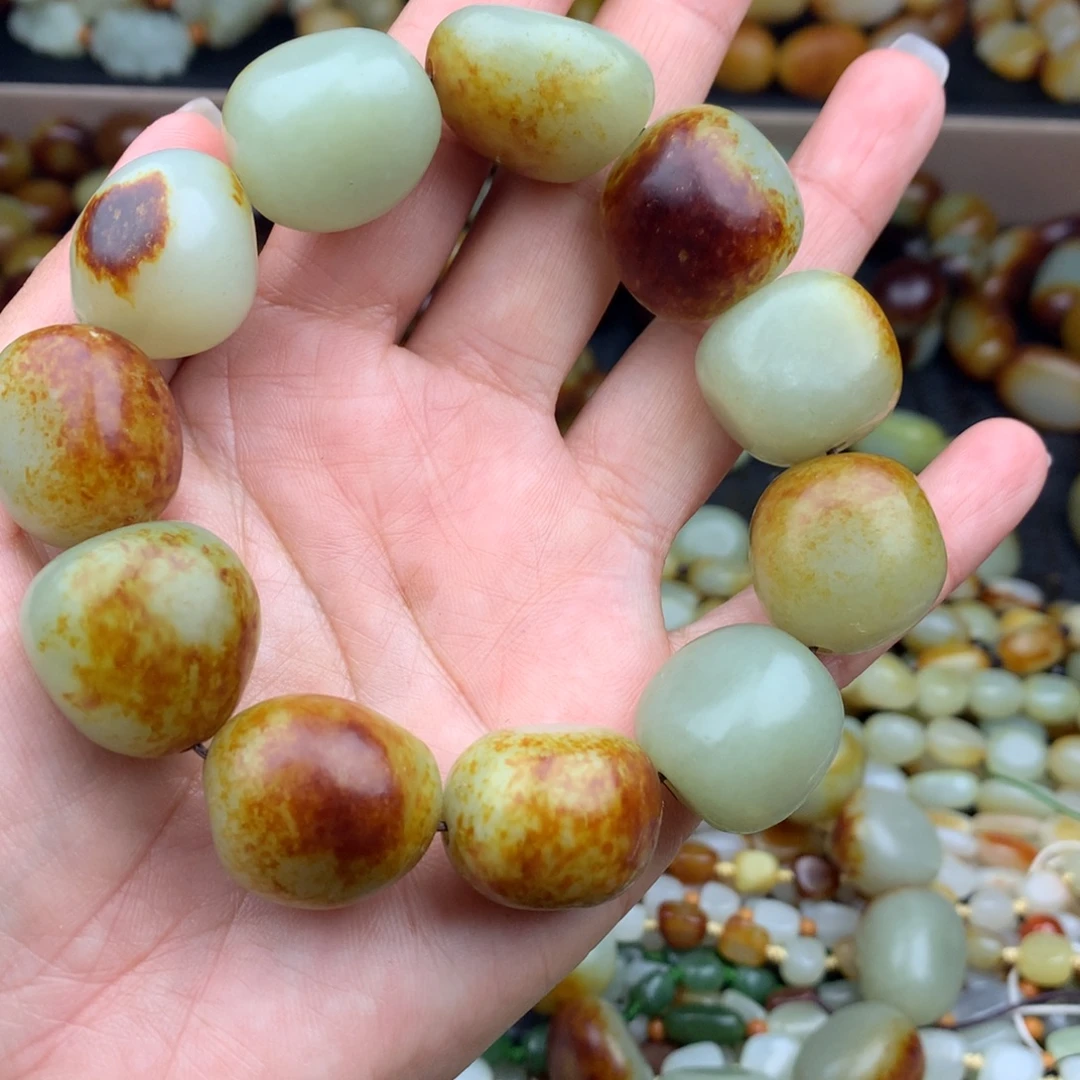 逐***梦和田玉未镶嵌颈饰