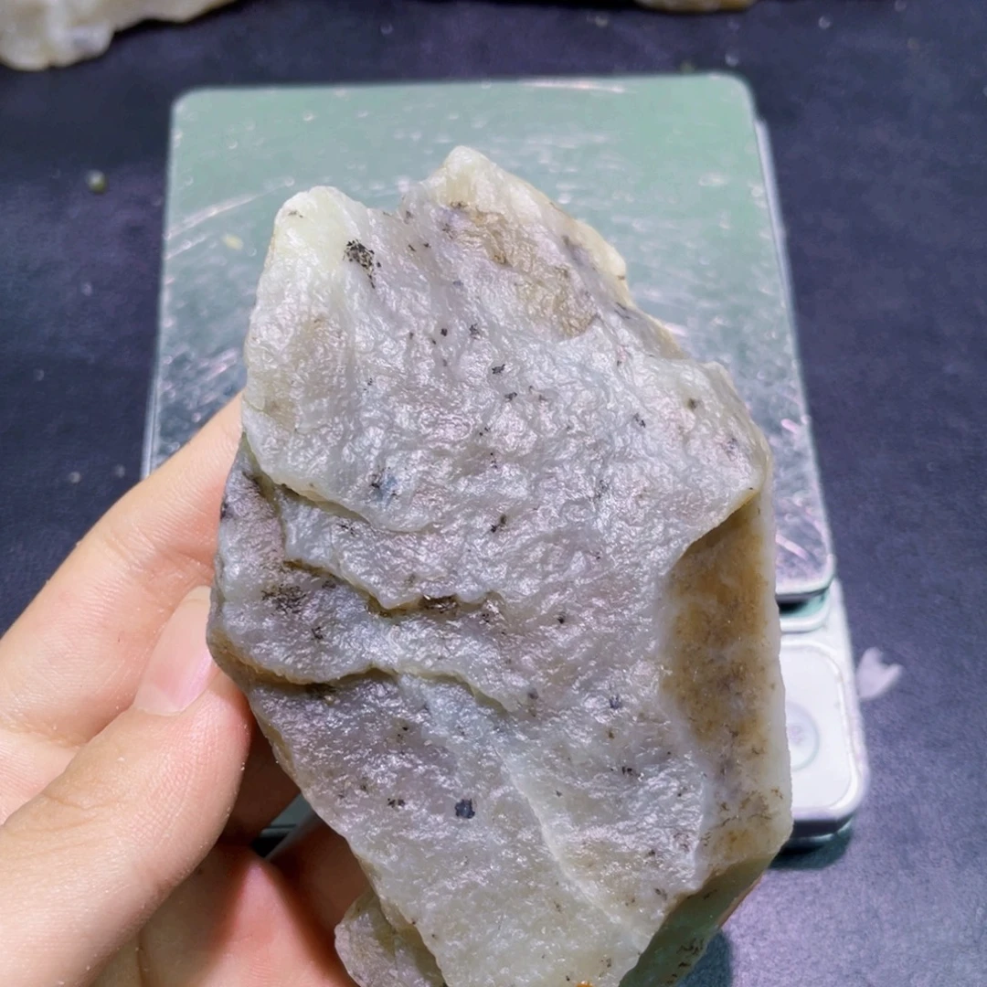 未镶嵌和田玉珠宝半成品