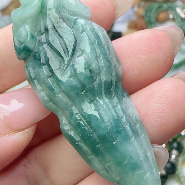 翡翠未镶嵌颈饰天然A货74