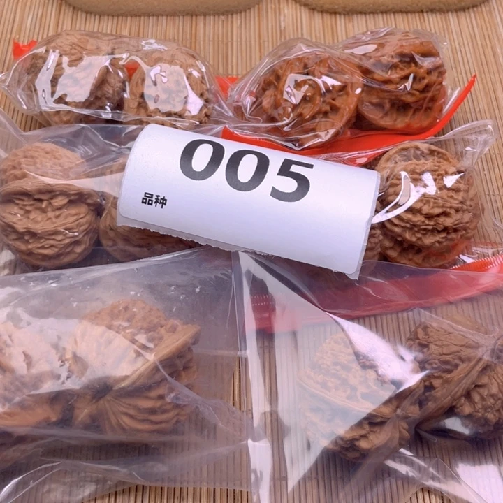 文玩核桃把件5号6对