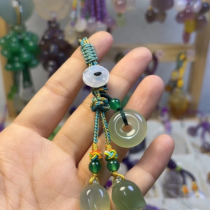 钥匙挂件福利款，绿色平安扣