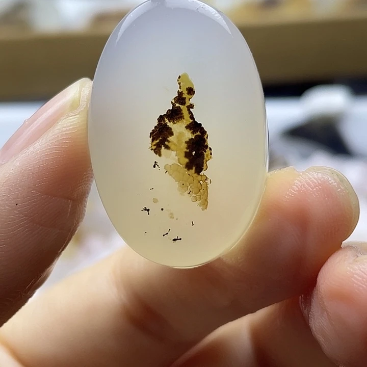 玛瑙/玉髓未镶嵌颈饰