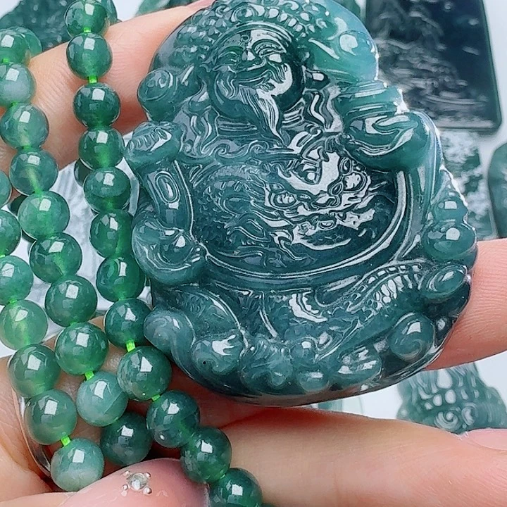 翡翠未镶嵌颈饰天然的A货翡翠多样性发其一